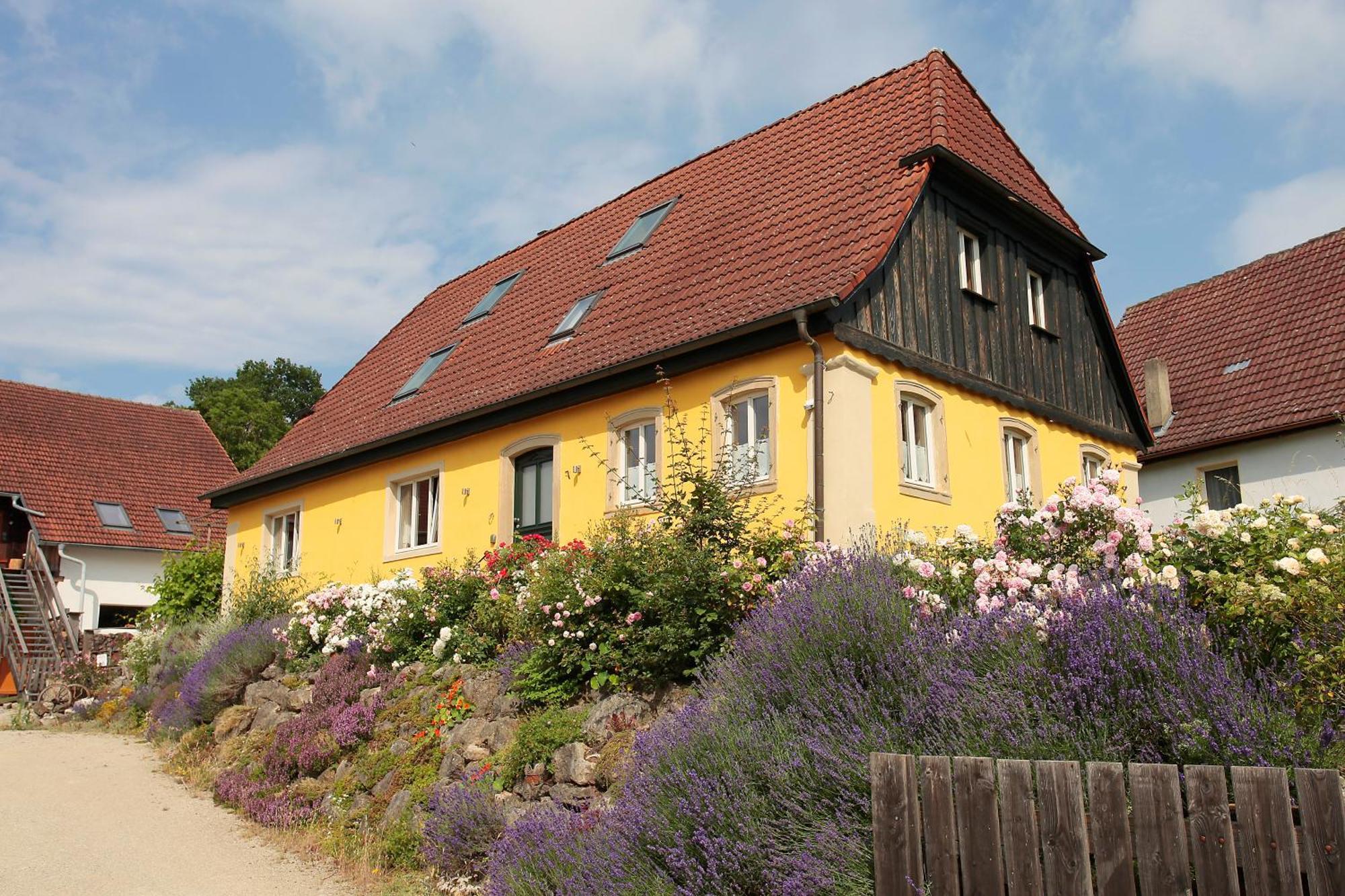 Gemuetliches Apartment Mit Galerie Im Ferienhof Litzendorf Extérieur photo